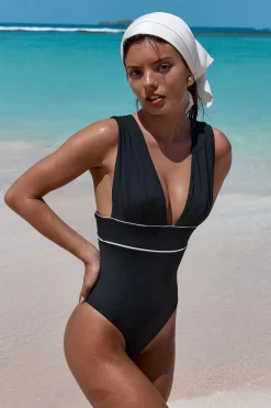 Monday Swimwear Aruba One Piece -