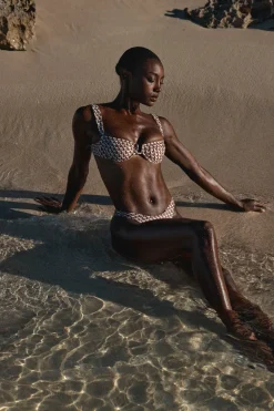 Monday Swimwear Cala Roja Top -